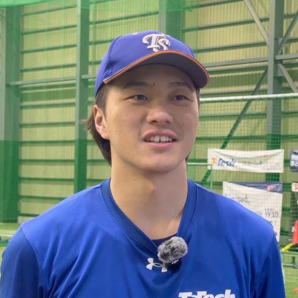 山崎 駿 選手
