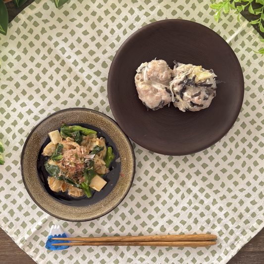 チーズキャベ巻きと魚介おかかの旨味プレート