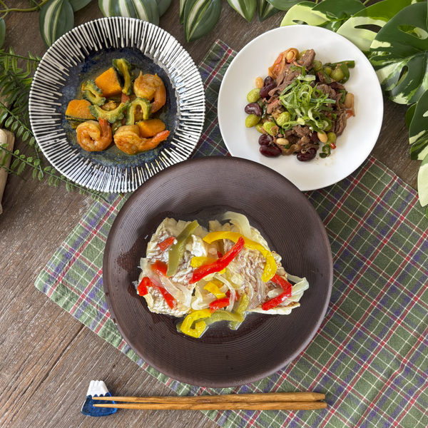 白身魚の南蛮漬けとエビ夏野菜の旨辛プレート